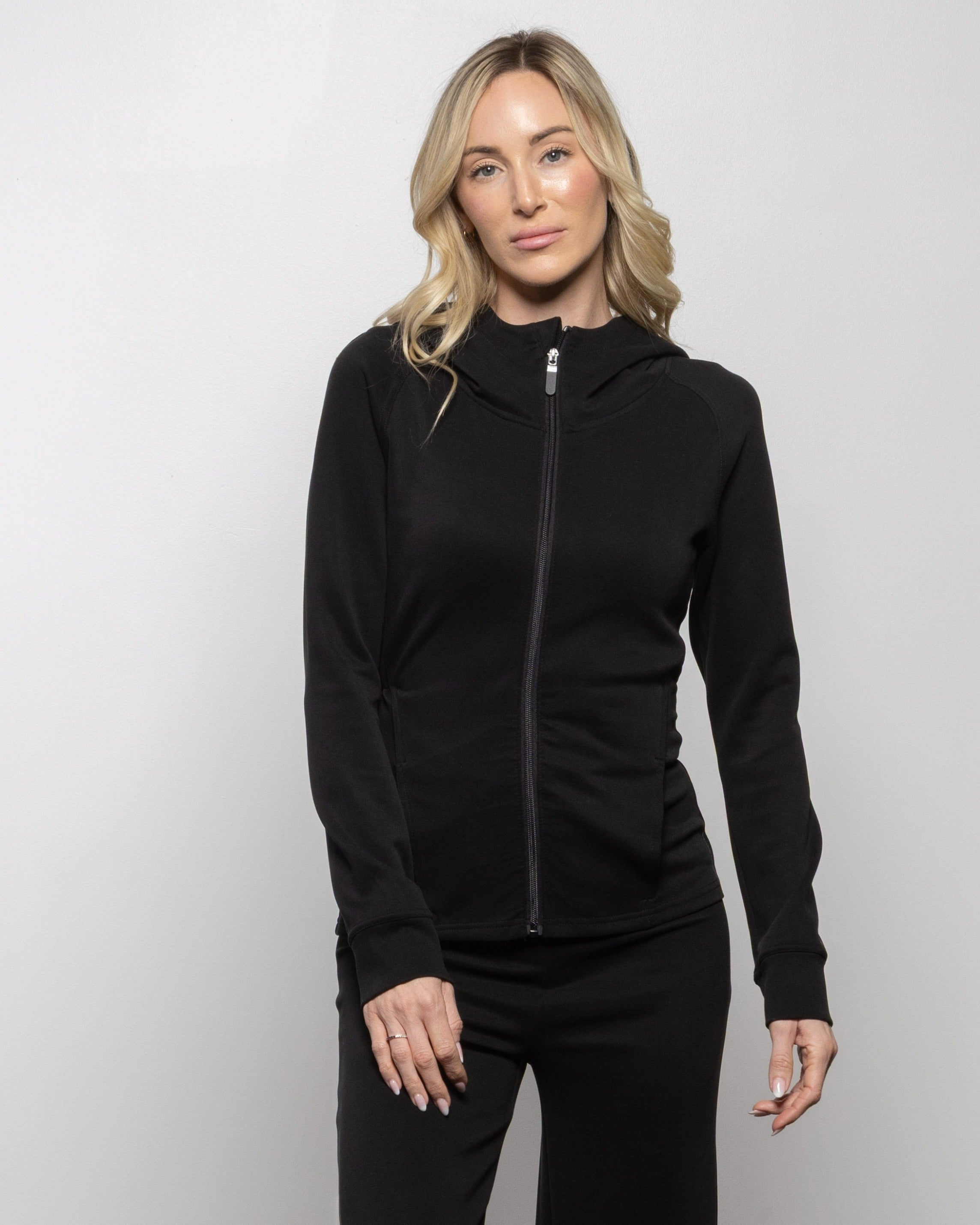 Matteo full-zip jacket, jet black zip-up hoodie with hood and long sleeves
