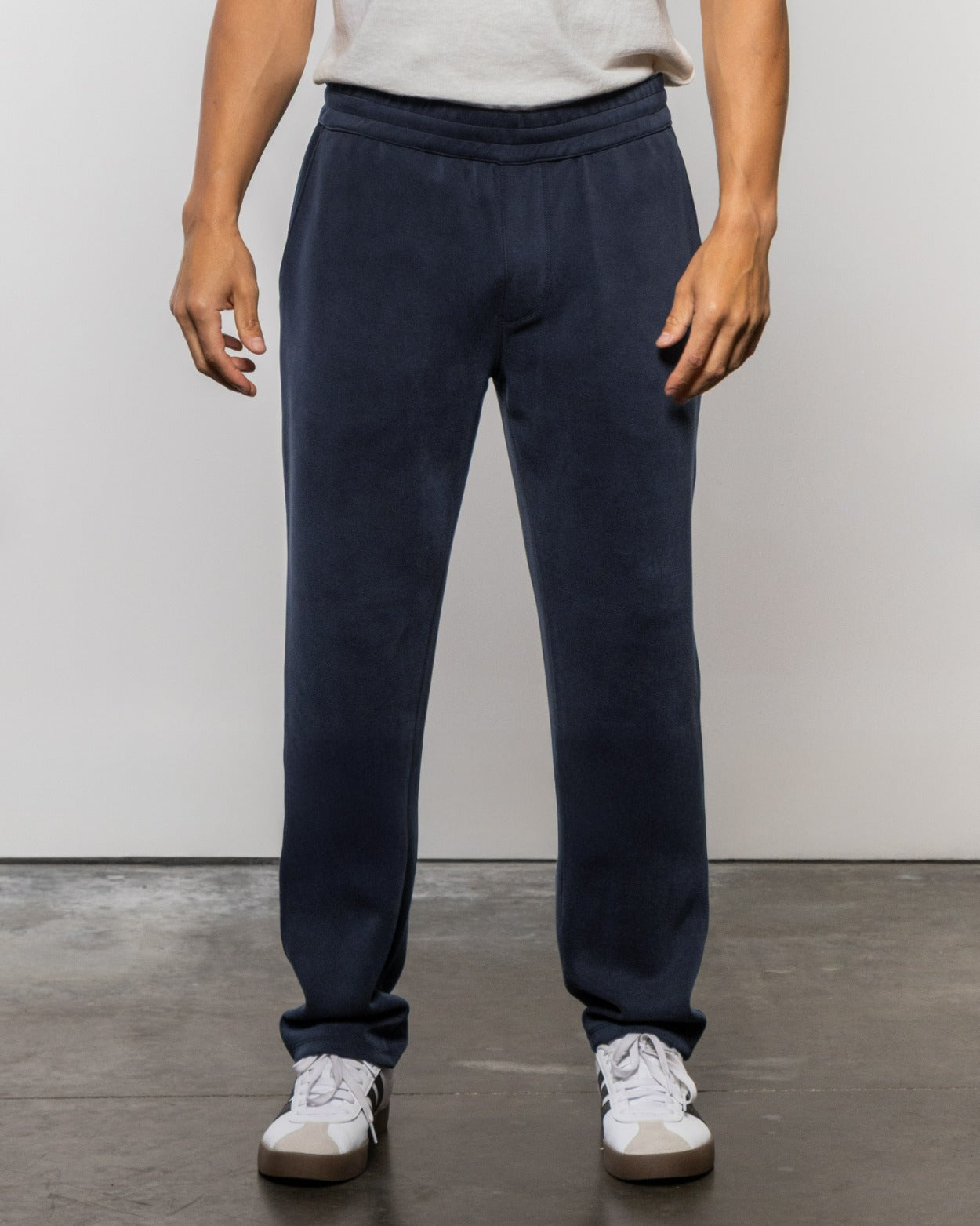 Tall indigo night pants with elastic waistband and relaxed straight legs