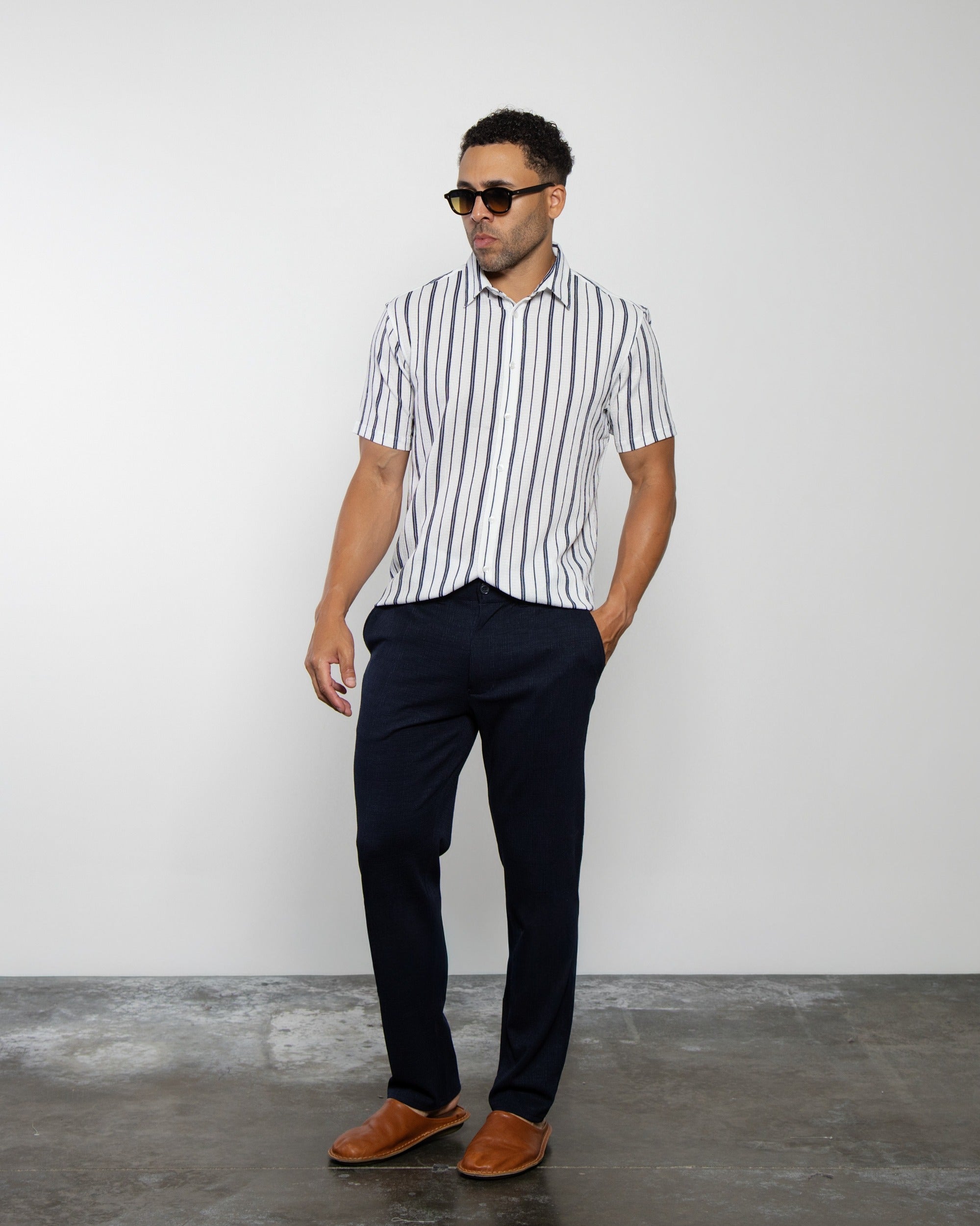 Milan Beach pant in indigo night with tailored front and side pockets