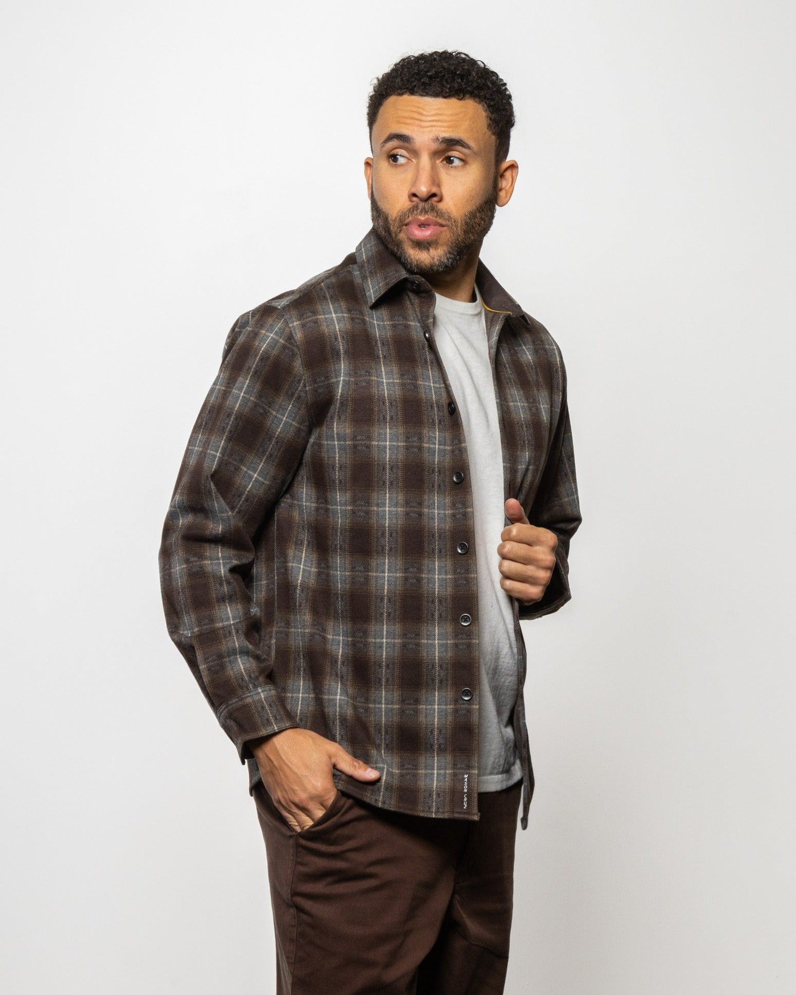 Men's coffee-brown plaid flannel button-up shirt, long sleeves
