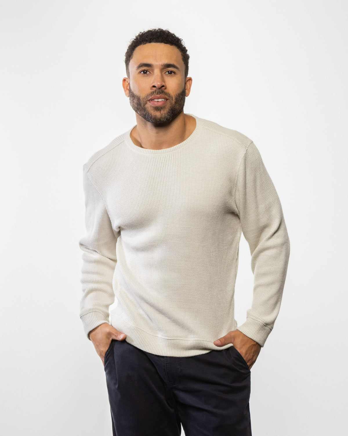Men's crewneck sweatshirt, light birch/ivory, long sleeves, ribbed cuffs and hem
