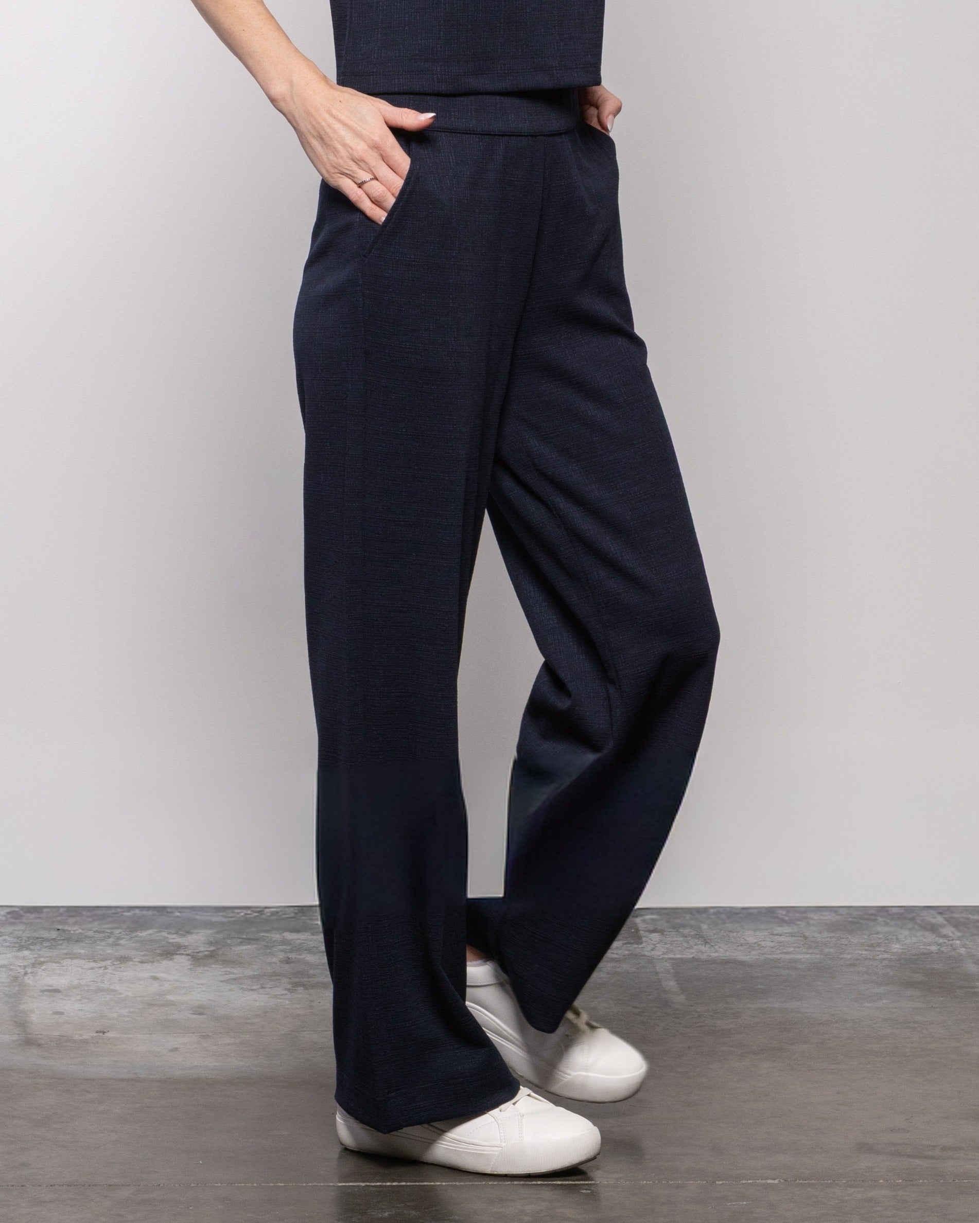 Indigo night relaxed wide-leg crop pants with front pleat and side pockets
